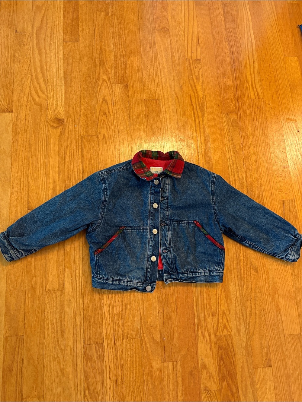 United Colors Of Benetton Blue Denim Jacket with Red Plaid Trim-vintage